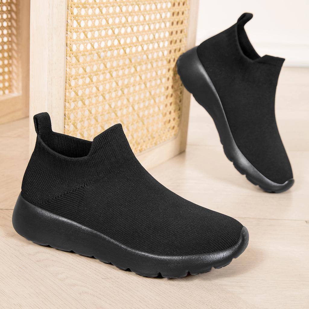 Supply large size women's shoes, fly-woven breathable and lightweight soft-soled casual shoes, sports shoes, running shoes