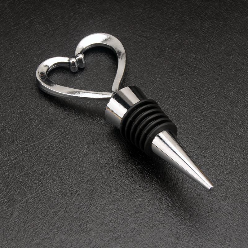 Heart-Shaped Red Wine Stopper - Alloy Seal for Bottles, Ideal for Weddings, Bars, and Hotels.