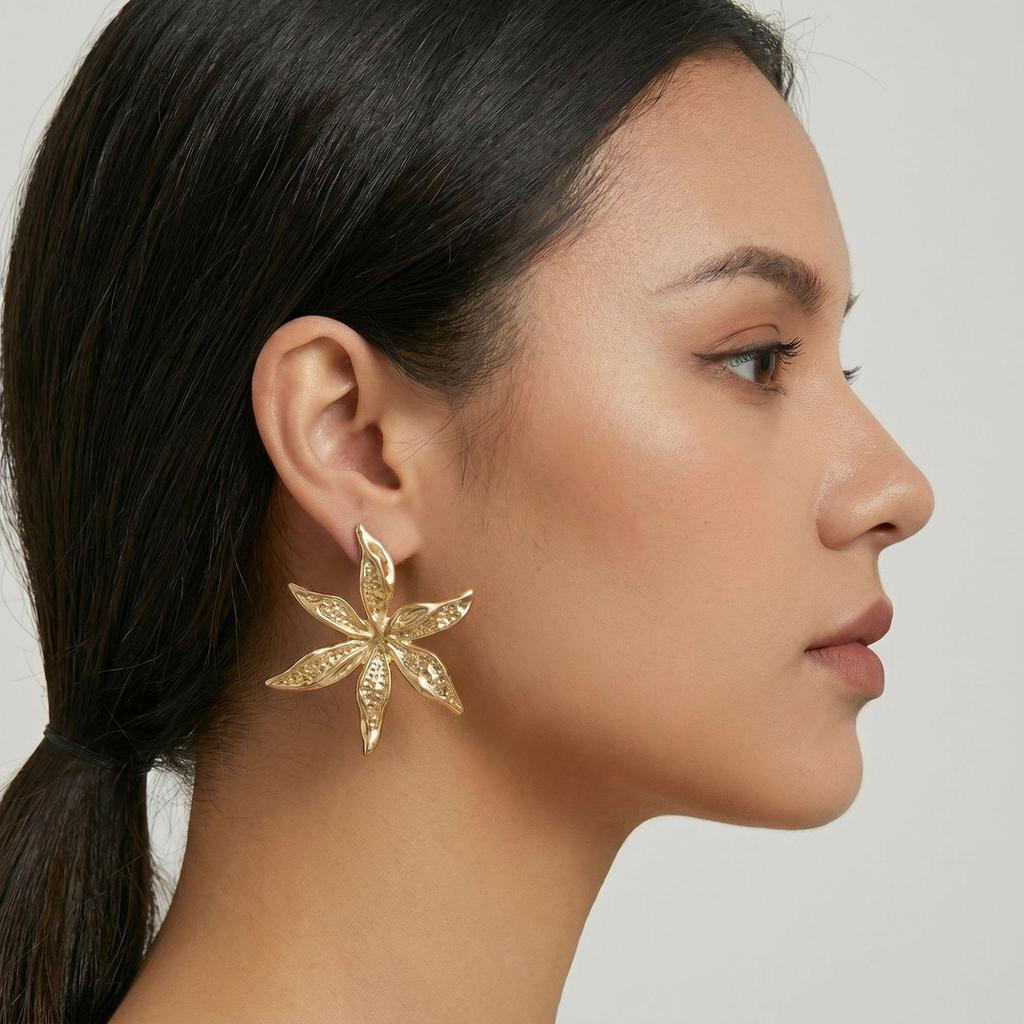 European & American Stylish Irregular Flower Stud Earrings for Women's Elegant Personality