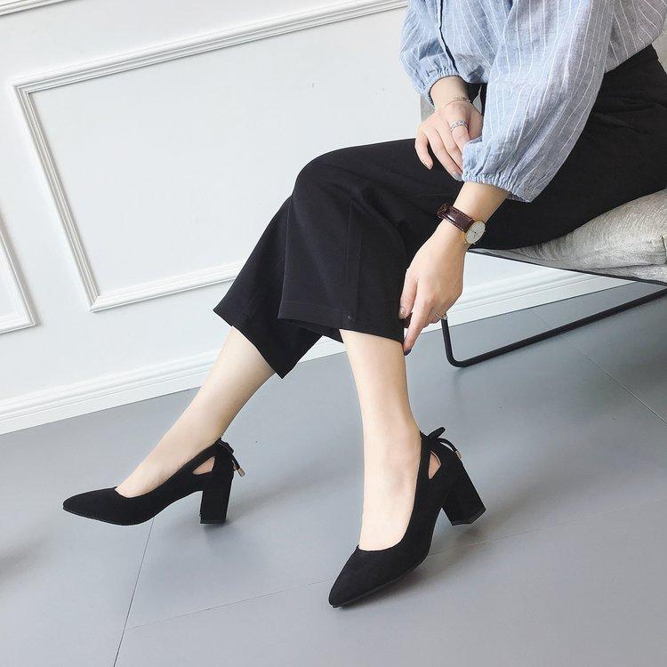 

Весенние туфли-лодочки с острым носком и толстым каблуком женские с бантом с открытым верхом из замши на среднем каблуке рабочие туфли на высоком каблуке 44 чёрный