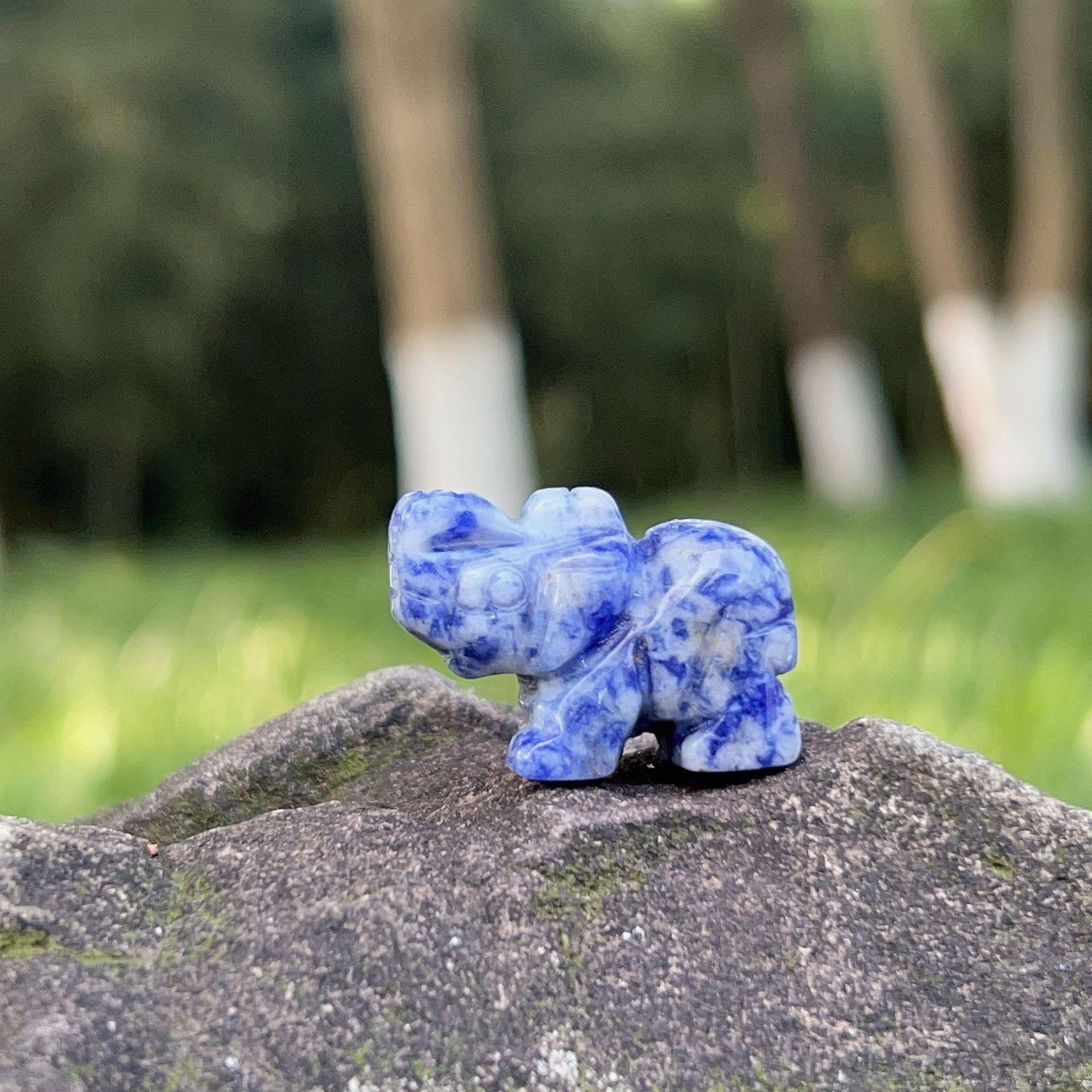 

Мини-слон из натурального хрустального агата для детского научного образования