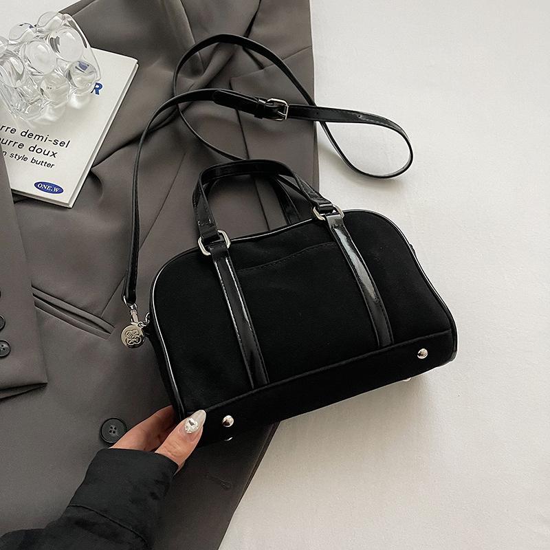 2025 Herbst und Winter neue matte kleine quadratische Tasche vielseitig retro College-Stil lässige Schulter Messenger Handtasche