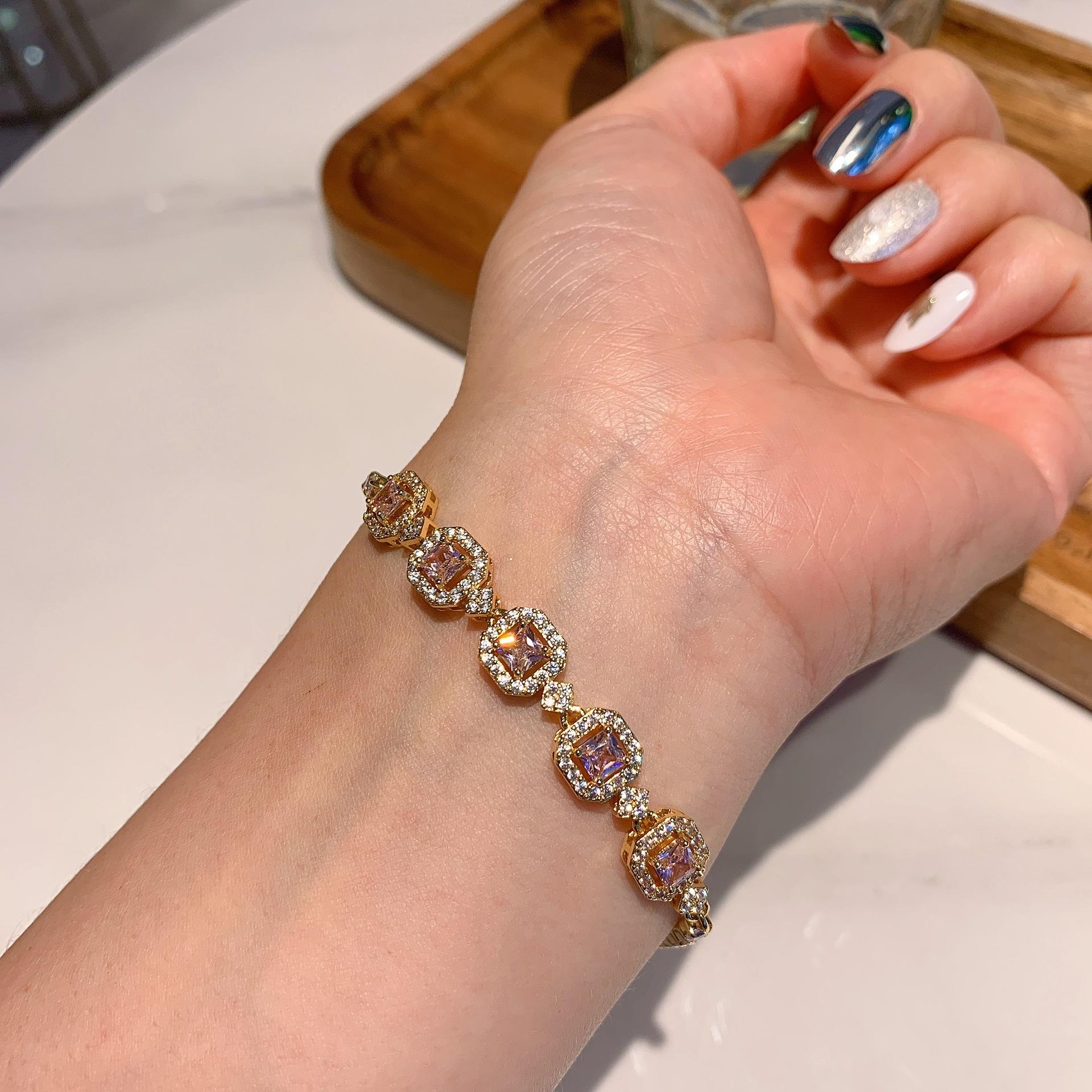 

Браслет Дофамин Имитация Параиба Простой Зеленый Бриллиант Золотой Платиновый Браслет Многоцветный Сокровище Новый Браслет Женщин