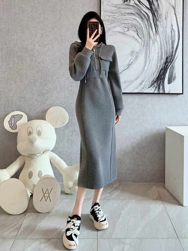 Women's European-Style Grey Hooded Sweatshirt Dress - Textured, Cinched Waist, Slimming, Casual Autumn/Winter Wear