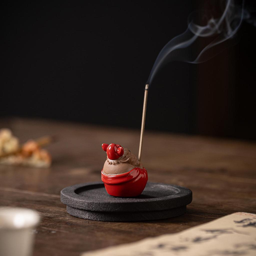 Zhong Kui Ceramic Incense Burner and Holder for Indoor Use - Tea Table Ornament