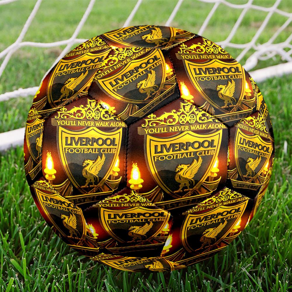 Liverpool F.C. Druckgröße 5 Fußball, Standard-Spielball für Sportspiele und Mannschaftstraining, Ideales Geschenk für Fußballfans