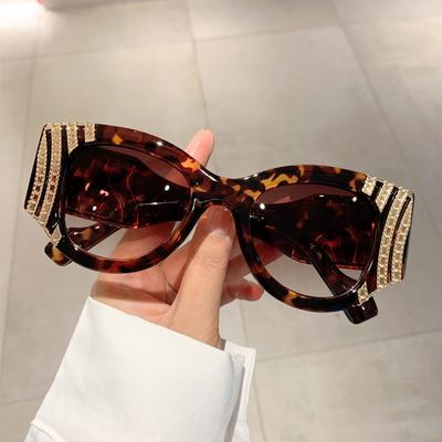 Occhiali da Sole Cat Eye con Montatura Grande Donna Moda Vintage Trendy Occhiali da Sole Punk Oversize Marca di Lusso Designer Sexy Lenti per Donna