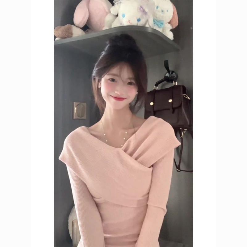 Pure Desire Sweet Slim Fit Long Sleeved T-shirt for Women's Autumn Winter Top Slimming Versatile Spicy Girl Knitted Base Shirt