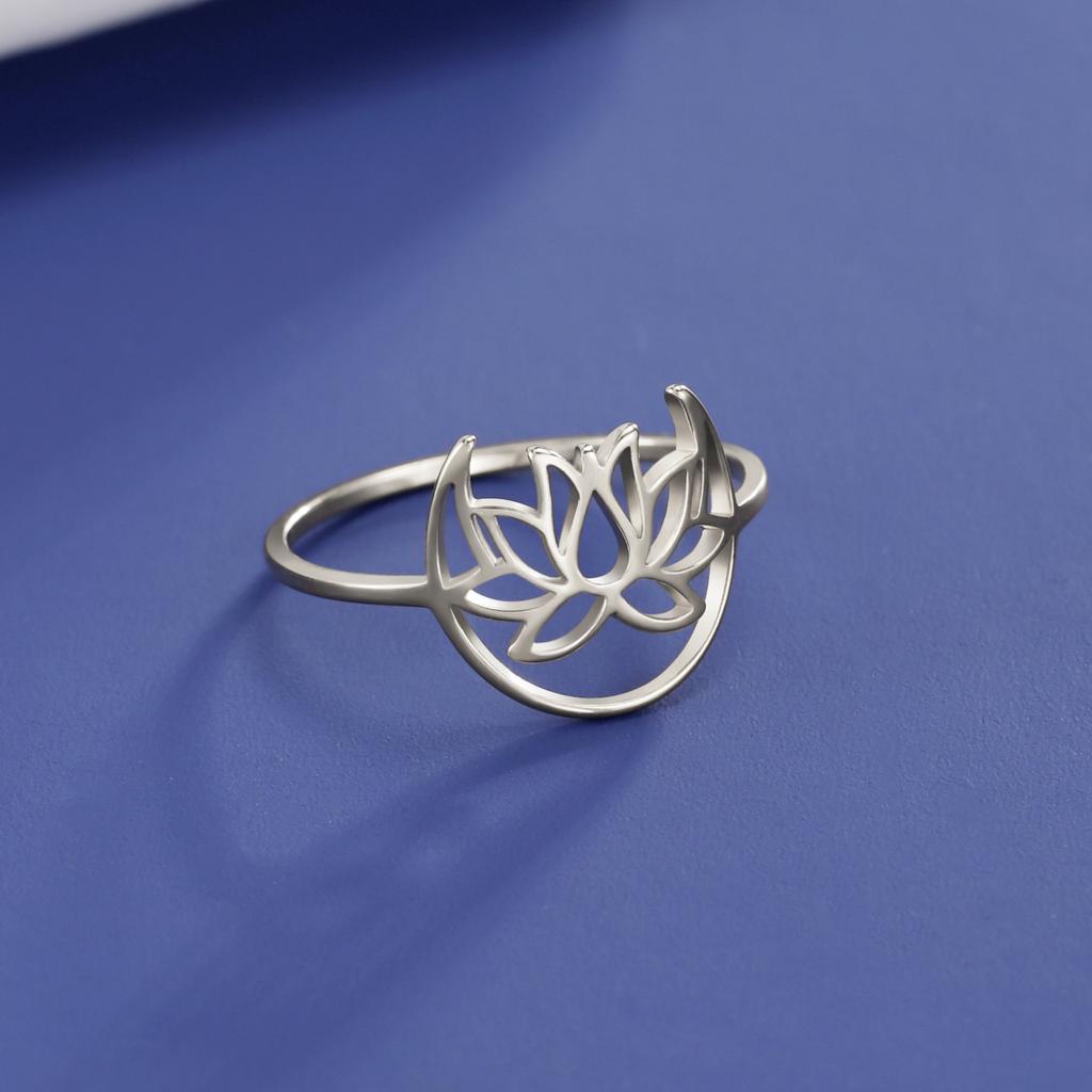 Teamer Elegant Buddhist Lotus Flower Ring for Women Girls Stainless Steel Vintage Finger Ring Yoga Amulet Anniversary Jewelry