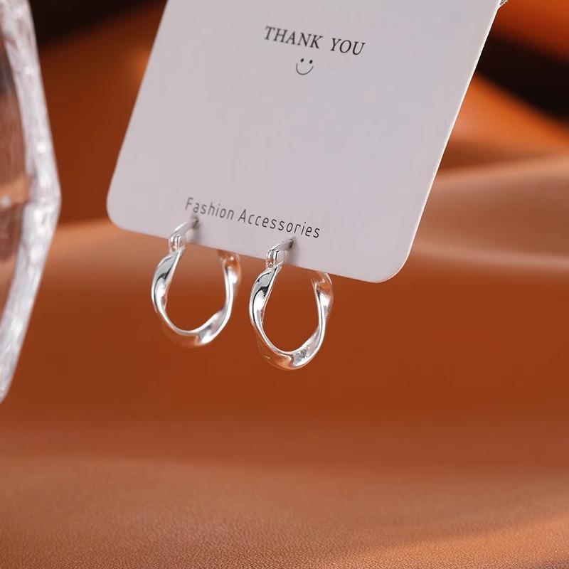 Möbius Ring Earrings for Women New High-end Earrings Niche Design Earrings