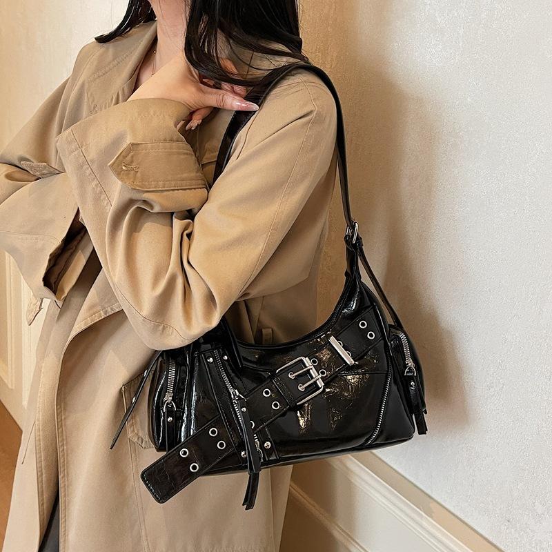 

Niche Trendy Motorcycle Bag, European and American Retro Commuting Single Shoulder Armpit Bag, High-end Women s Crossbody Dumpling Bag чёрный