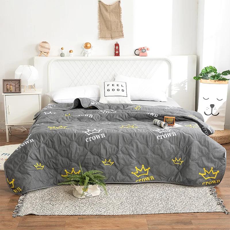 Factory Price Silk Blanket Silky Cooling Thin Quilt Summer Blanket Can  Machine-wash Single/Queen/King Size