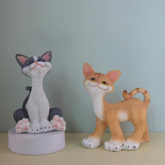 Fortune Cat Ornament Resin Material Fine Craftsmanship Cat Sculpture Wealth Symbol Decor Home Party Decoration