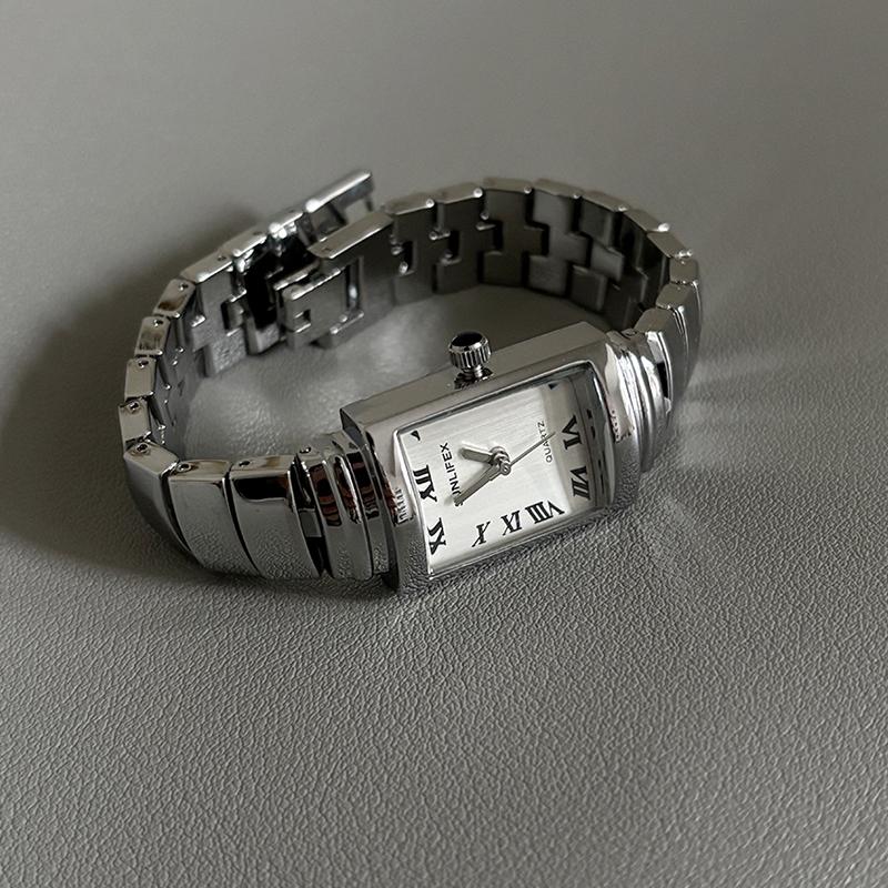 Rectangle Women's Watch Silver Stainless Steel Strap Roman Numeral Quartz Watch Fashion Women's Watch
