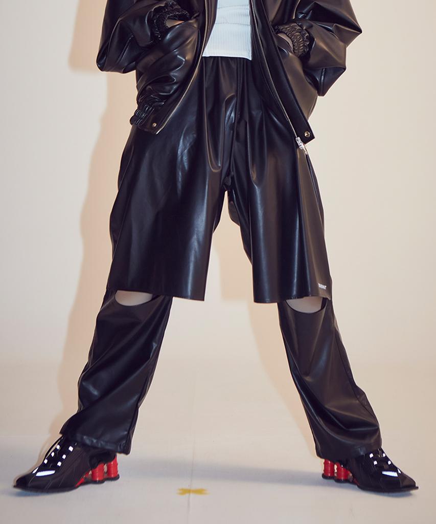 Disco Donut Elastic Waist Half-Cut Long Pants_Leather Black