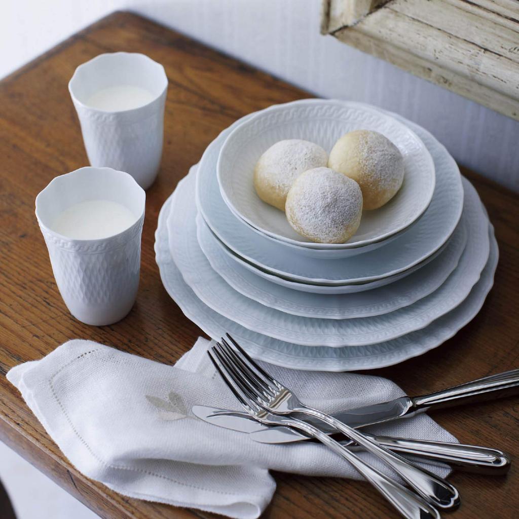 Noritake 26cm Cher Blanc Plate, Microwave and Dishwasher Safe, White Fine Porcelain (Premium White), 94830/1655