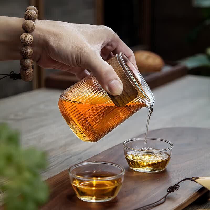 WEIMINGNUO Ribbed Glass Fairness Tea Pitcher