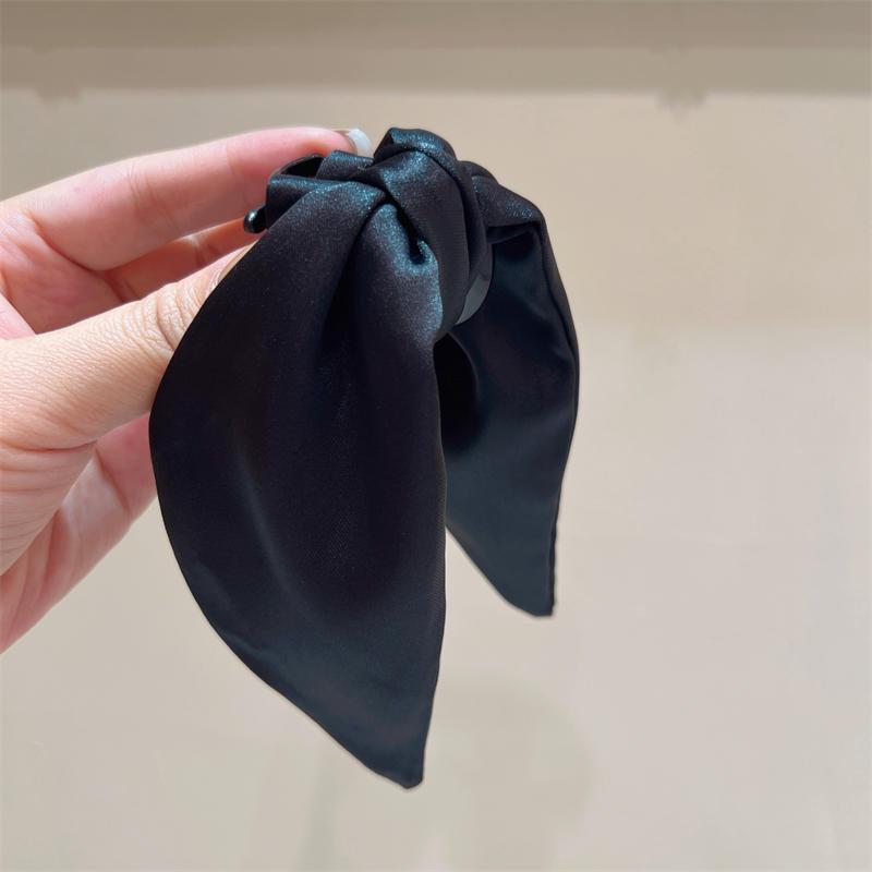 Liu Yifei Rose-Themed Bow Claw Clip for Women 2024