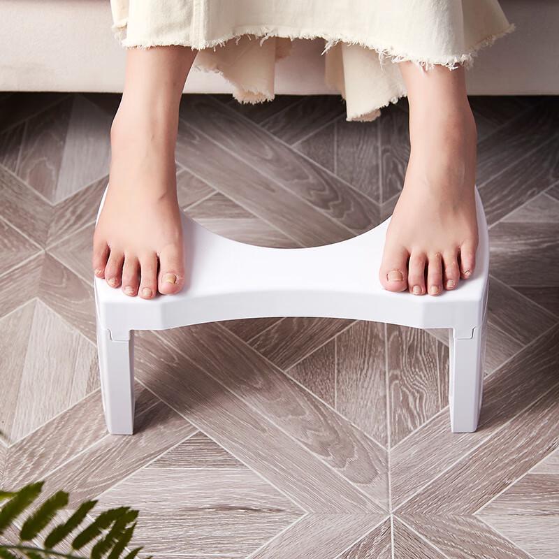 Faltbarer Hocksitz für die Toilette