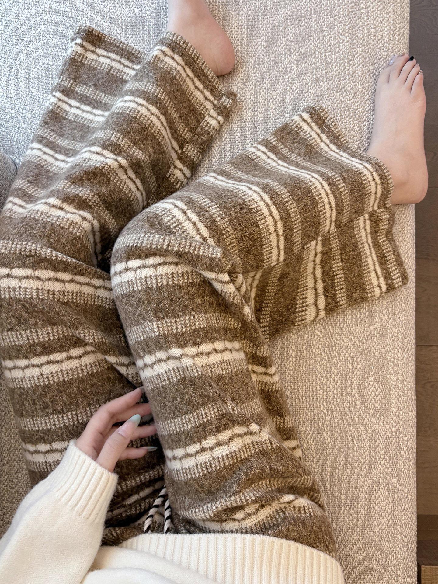 Coffee-Colored Retro Striped Wide-Leg High-Waisted Pants for Women, 2025 Autumn/Winter Collection. S