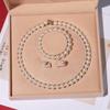 Elegante Collana di Perle di Conchiglia Profonda - Perfetto Regalo per la Festa della Mamma