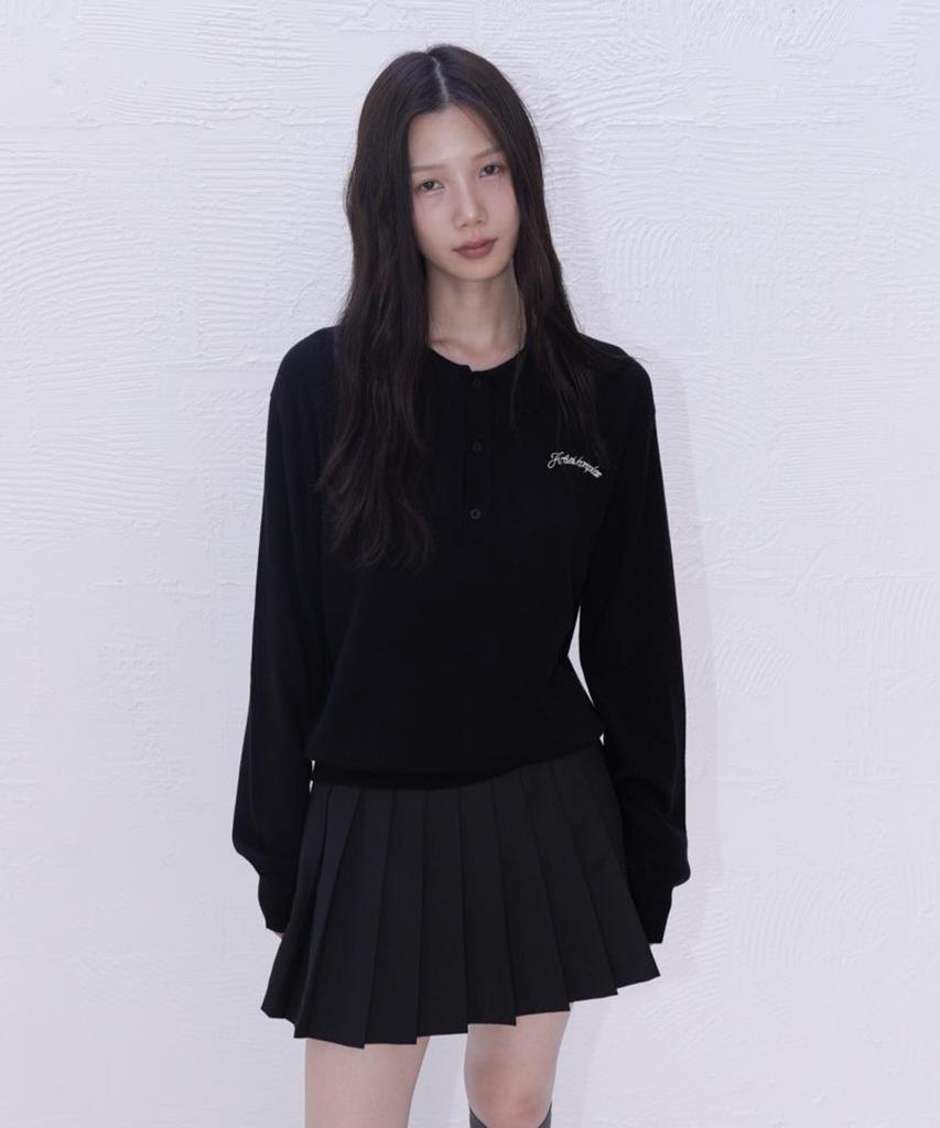 Atiseuteukeompeullegseu Artist 3-Button Collar Knit (Black)
