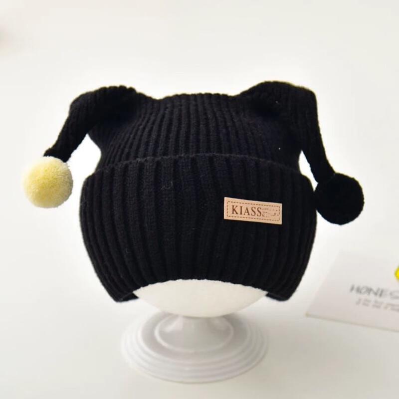 

Yishan Yisi Kids Playful Pom-Pom Antler Knit Earflap Hat