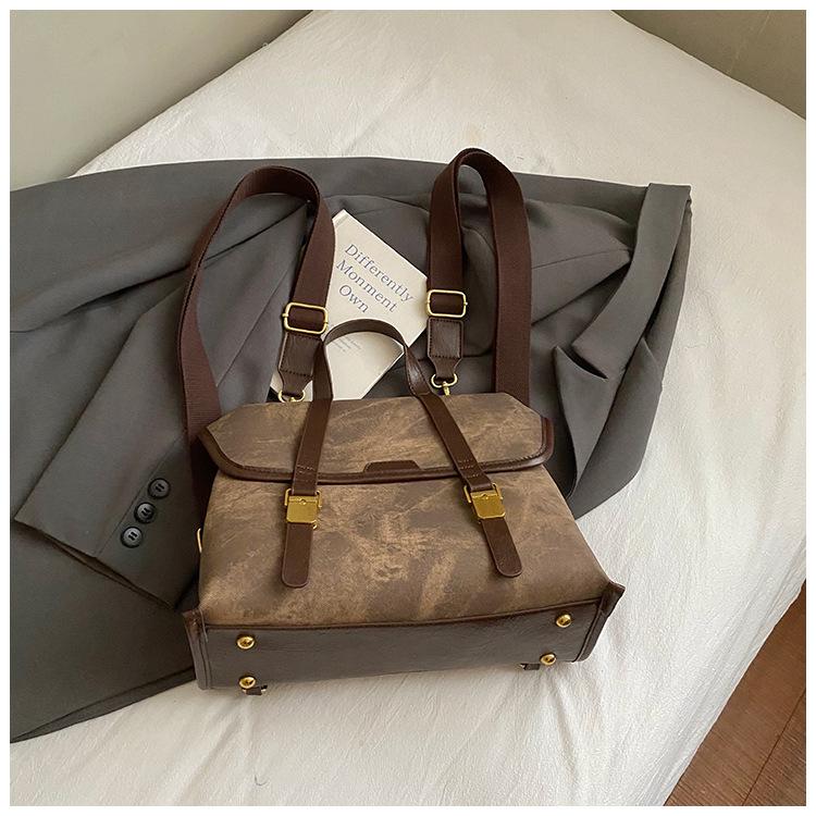 Large Capacity Bag Women's Autumn New Retro Matte Handbag Commuter Bag Single Shoulder Crossbody Double Shoulder Women's Bag