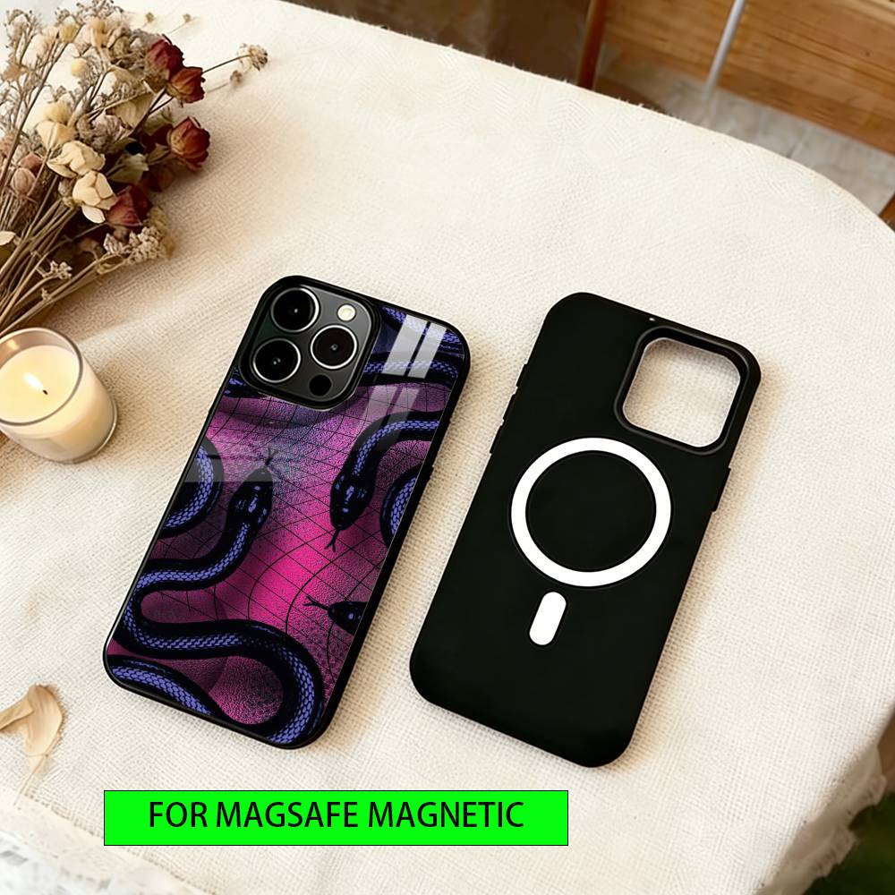 

Serpent Phone Case For iPhone17,16,15,14,13,12,11 Plus,Pro Magnetic For Magsafe Wireless Charging iPhone13Pro