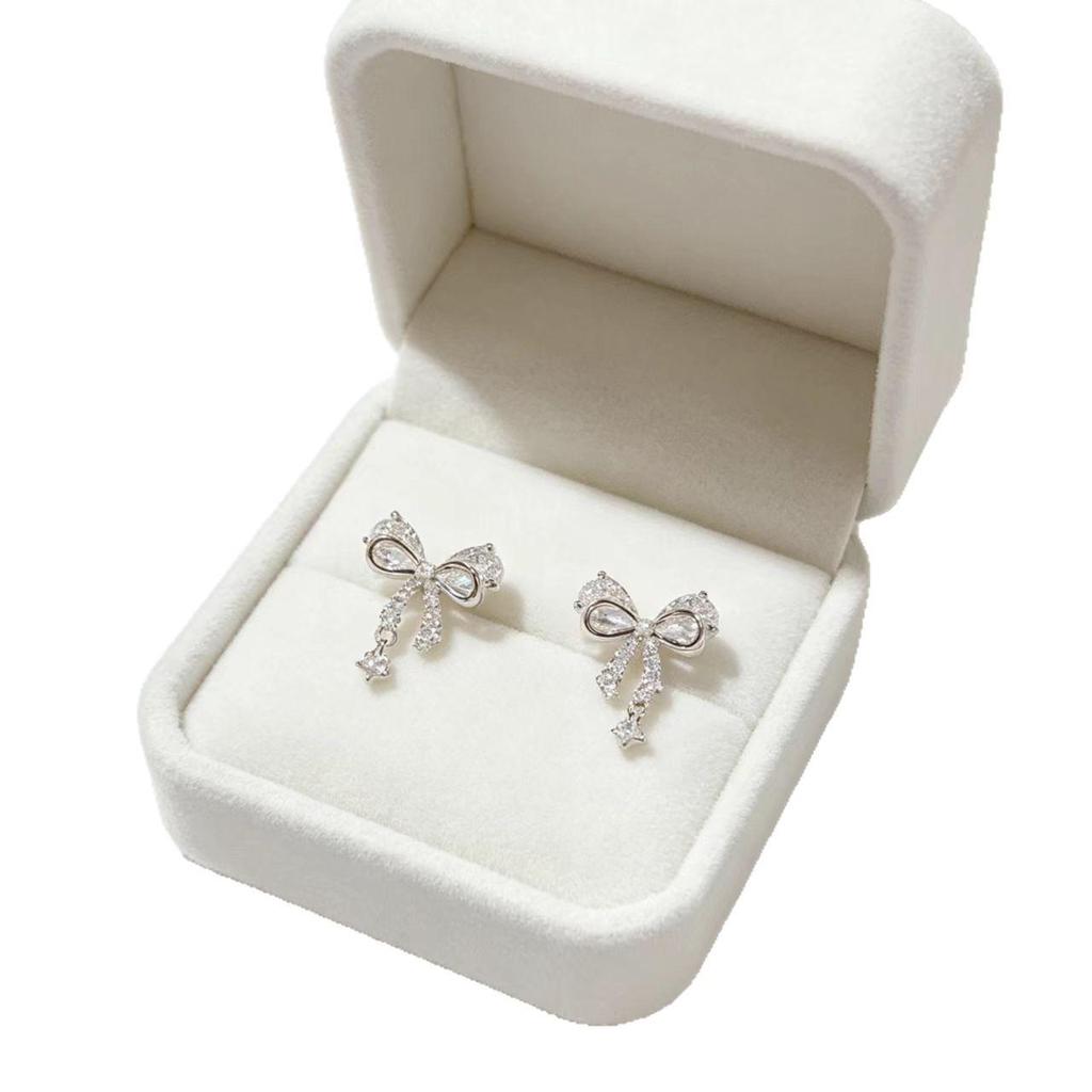 Elegant Korean Cubic Zirconia Bow Pearl Earrings - Niche, High-End, Light Luxury Jewelry for Daily Elegance