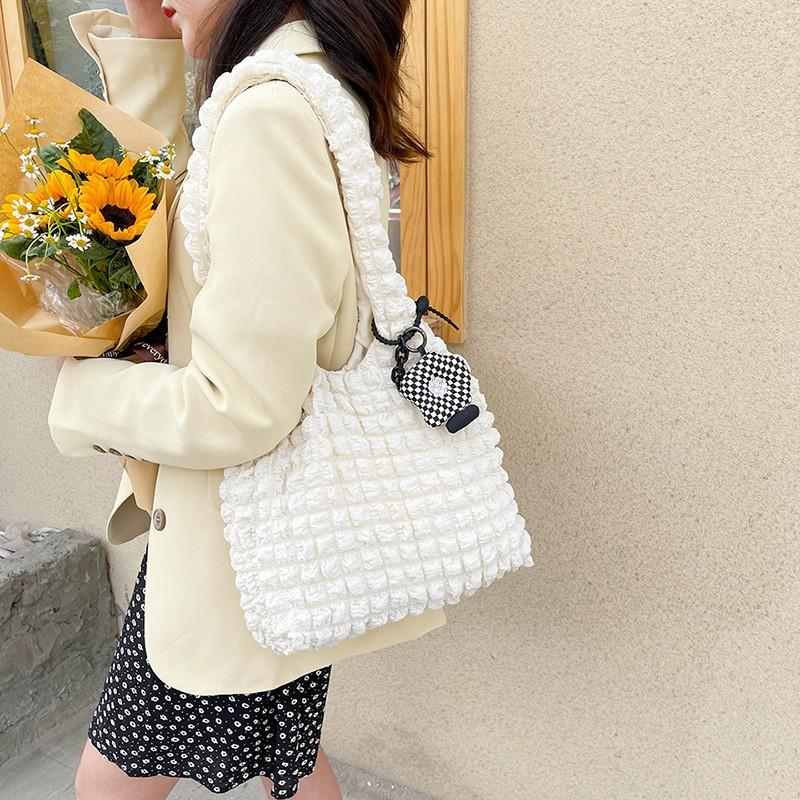 

Cross-border South Korea Bubble Pleated Shoulder Bag Armpit Handbag Cross-body 30cmx9cmx25cm белый