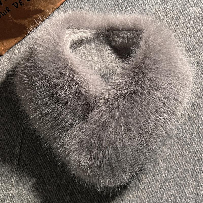 Fox Otter Rabbit Fur Scarf Collar Set: Versatile, Fashionable Magnetic Buckle for Neck Protection and Warmth - Women's Winter Accessory.