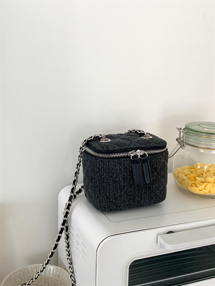 

Сумка нишевого дизайна мини модная плечевая сумка с бриллиантами сумка-мессенджер коробка женская простая цепочка джинсовая сумка