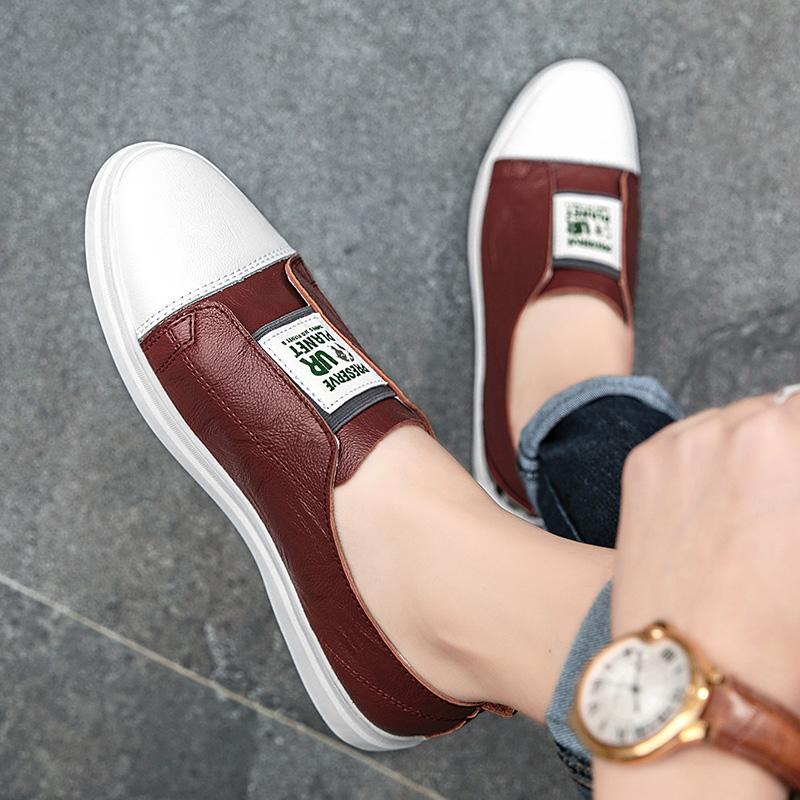 Fashion Comfortable Summer Skate Shoes New Light Casual Shoes for Men Breathable Flats Mens Classic Sneakers Slip on Man Leather Shoes