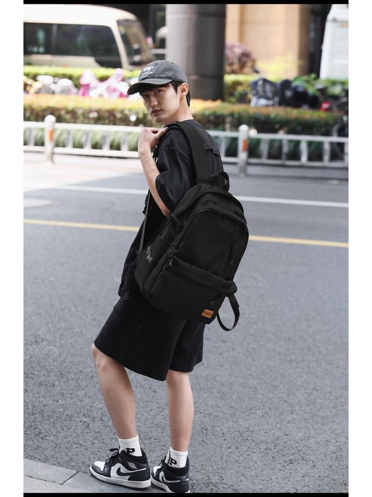 Large-Capacity Backpacks: Ideal for High School, Junior High Students, Men, Women, Casual Use & Travel; Includes Computer Compartments.