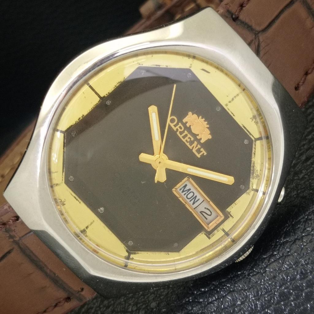 

VINTAGE ORIENT CRYSTAL AUTOMATIC JAPAN 46941 MENS ORIGINAL DIAL WATCH a703353-1 R213b-a703353