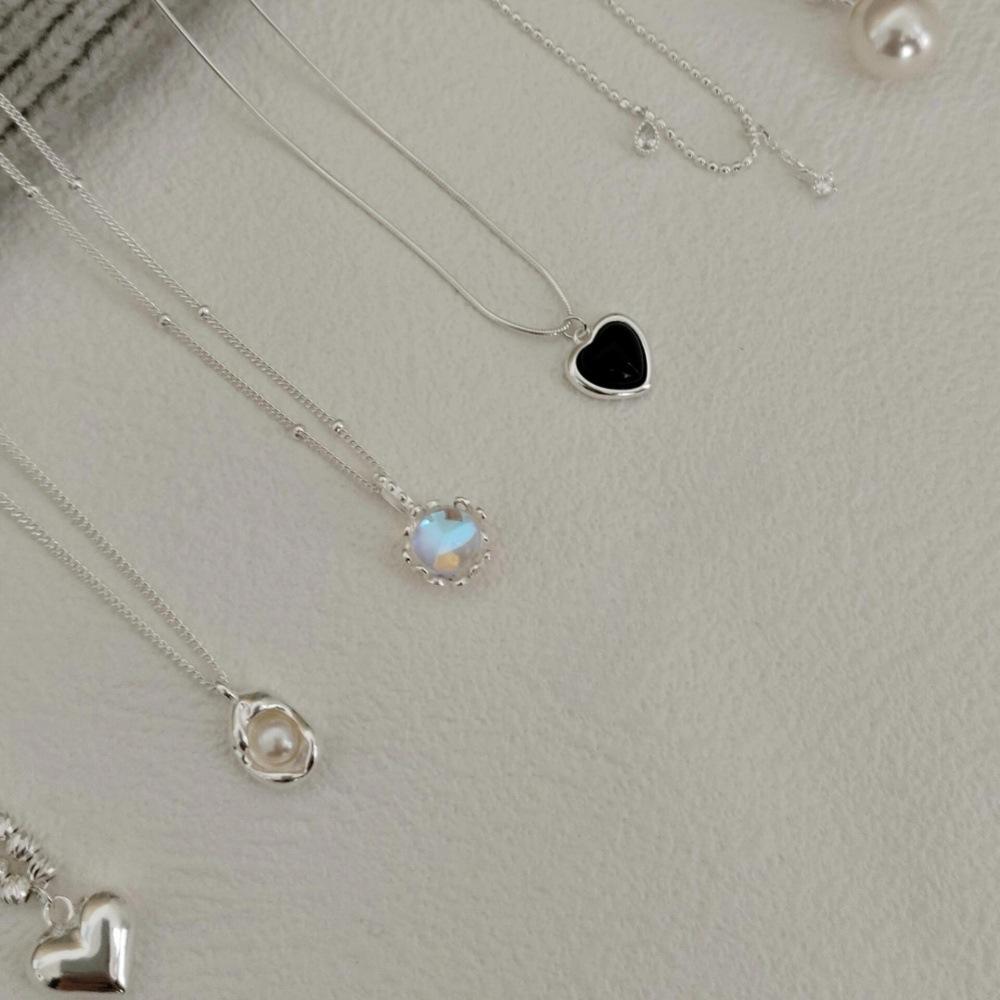 Pearl Butterfly Necklace Female Design Sense High Sense Does Not Fade Accessories Collarbone Chain Tide