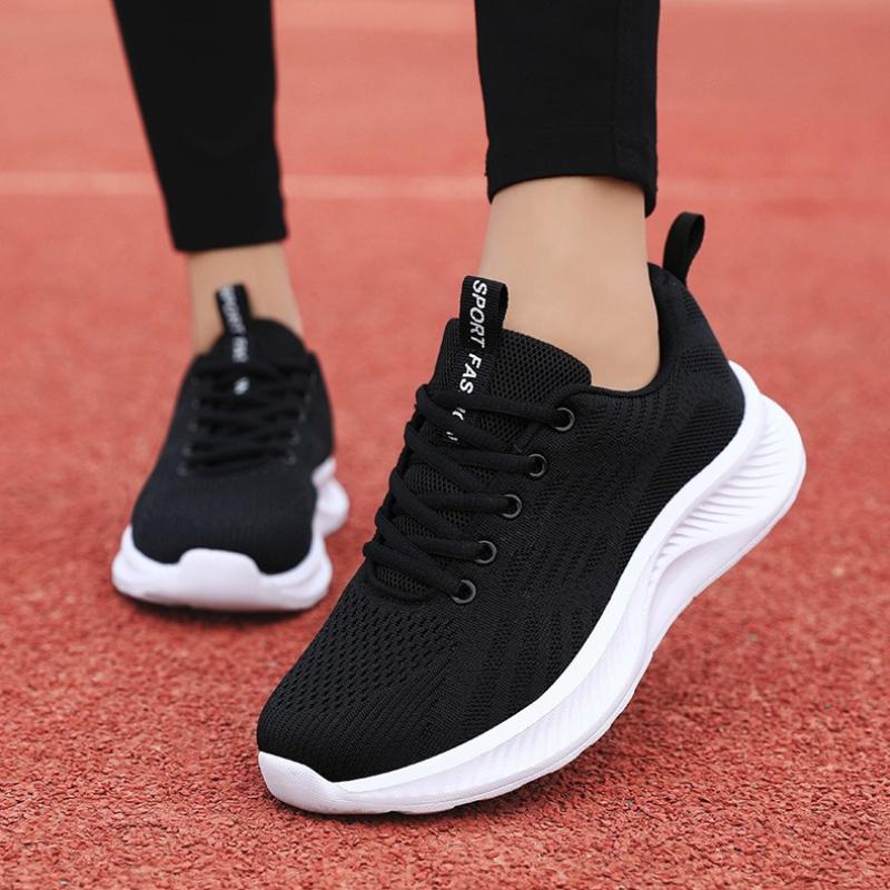 Knitted Women's Running Shoes Light Breathable Casual Sports Shoes Girls Leisure Sneakers Mesh Jogging Traveling Shoes