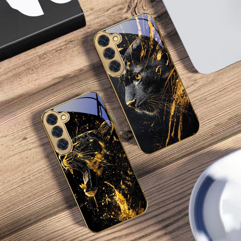 Black Panther Roars For Samsung Galaxy S26 S20 FE S21 S22 S23Plus S24 Ultra 25Ultra S21+ S9 S22 S8 S23 Golden Glass Phone Case
