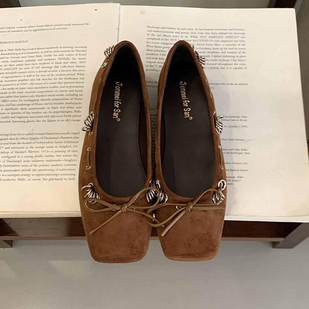 2025 Autumn and Winter New Square Head Shallow Mouth Suede Metal Buckle Bow Inner Slope Heel Commuter Work Women's Single Shoes