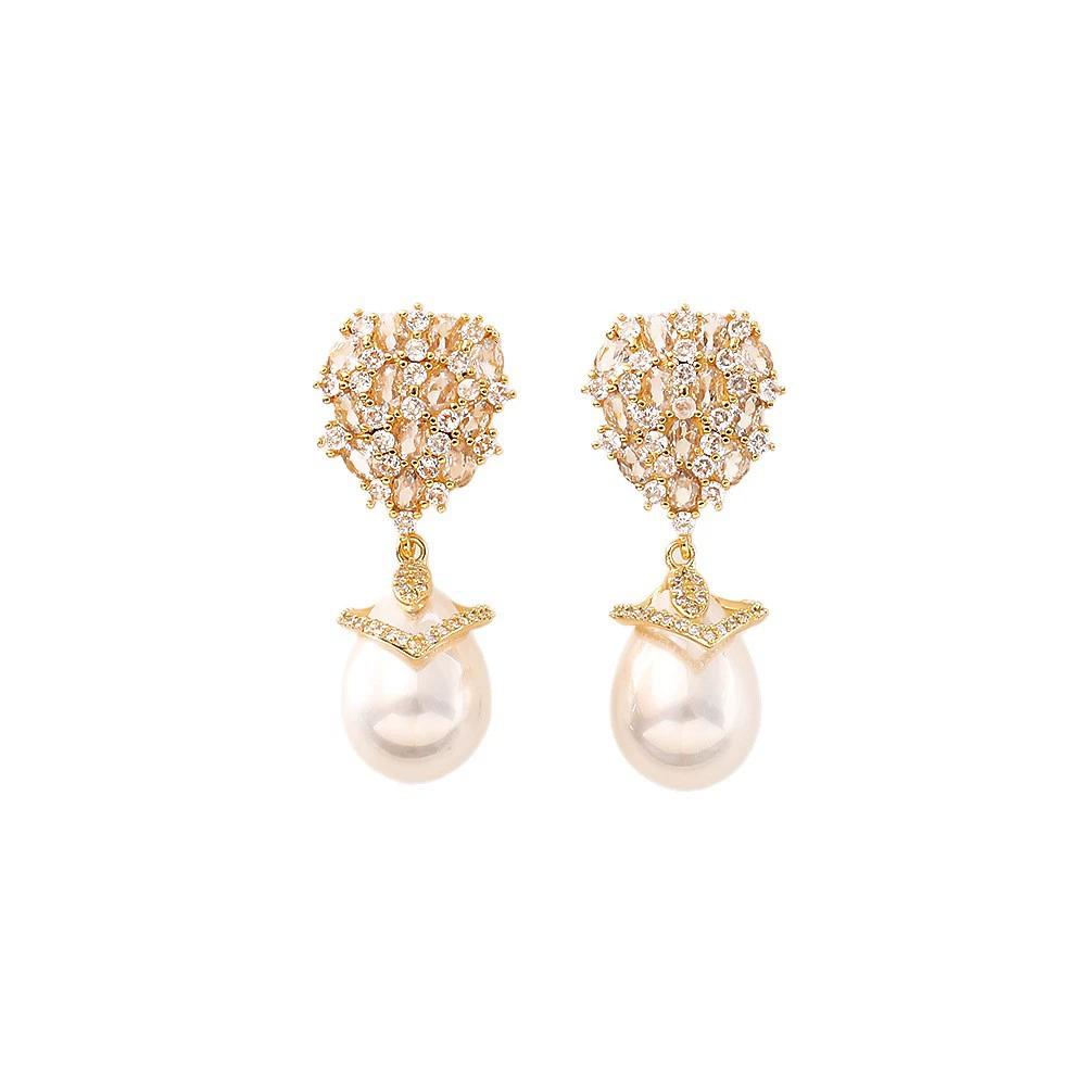 

Pendientes de perlas y circonitas brillantes elegantes para mujer de estilo sofisticado