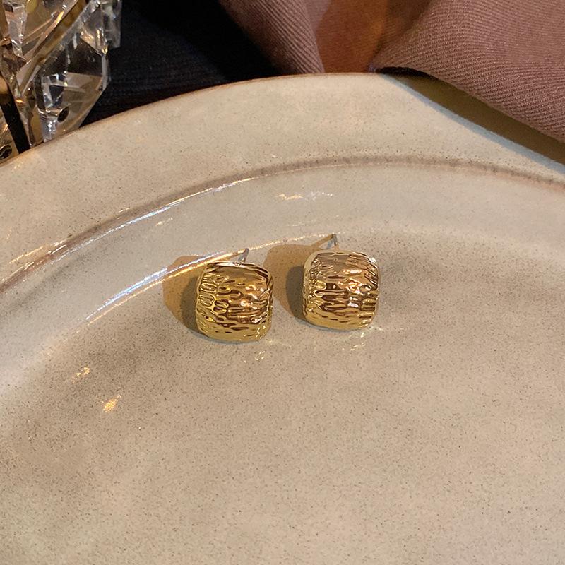 CCB Steel Needle Earrings Women's Cold Wind Personality Versatile Explosive Stud Earrings Trend Temperament Exaggerated Earrings