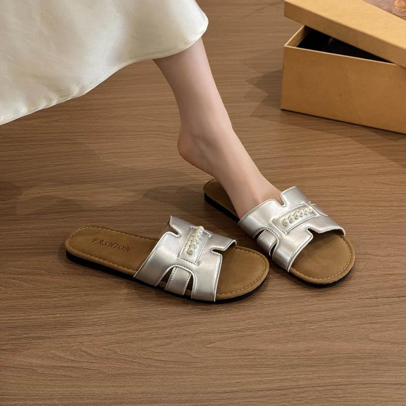 Internet Celebrity Soft-soled Cool Slippers Women Wear 2025 Summer New Beach Shoes Fairy Style with Skirt Flat Bottom One-word