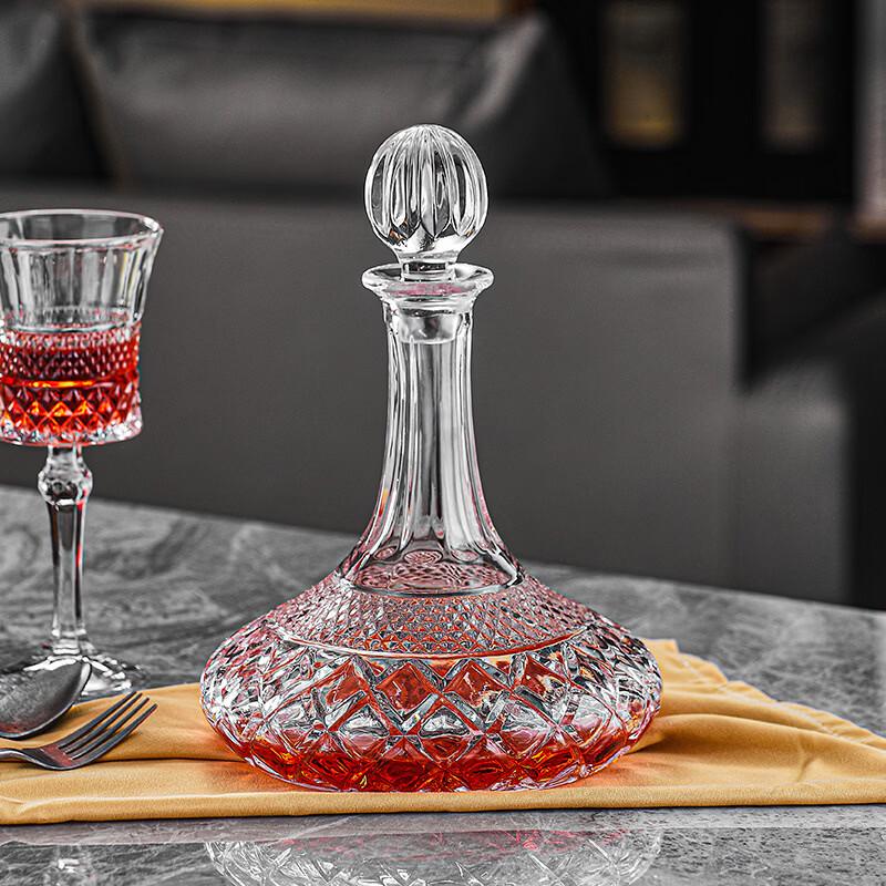 Crystal Glass Rotating Red Wine Decanter with Lid