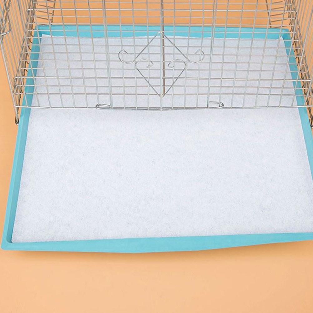 100Pcs Bird Cage Disposable Paper Liners Thick Absorbent Bedding Pads for Parrot Cage Tray Liner Bird Accessories