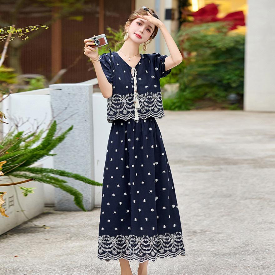 Summer New Top Slim and Thin High Waist Skirt Embroidered Flower Two-piece Suit Skirt Women
