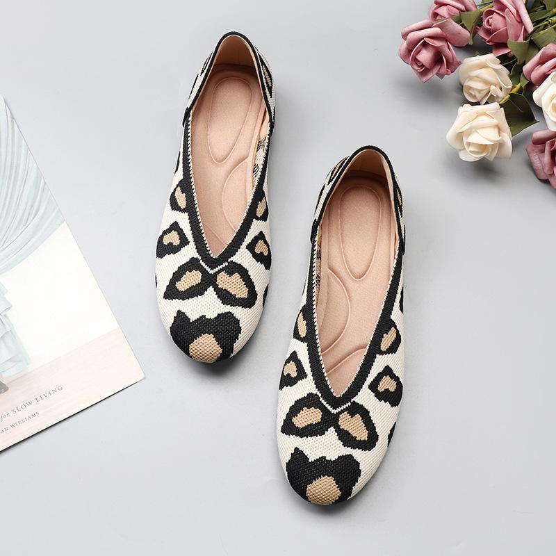 Spring and Autumn Flying Knitted Single Shoes Doudou Shoes Pregnant Women's Round Head Flat Bottom Pointed Head Women's Knitted Flying Thread Egg Roll
