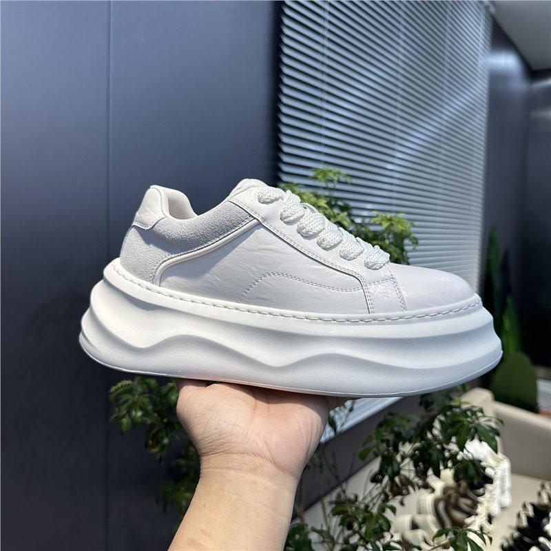 Spring New Low-top Lace-up Sports Shoes Casual Shoes Comfort Board Jw