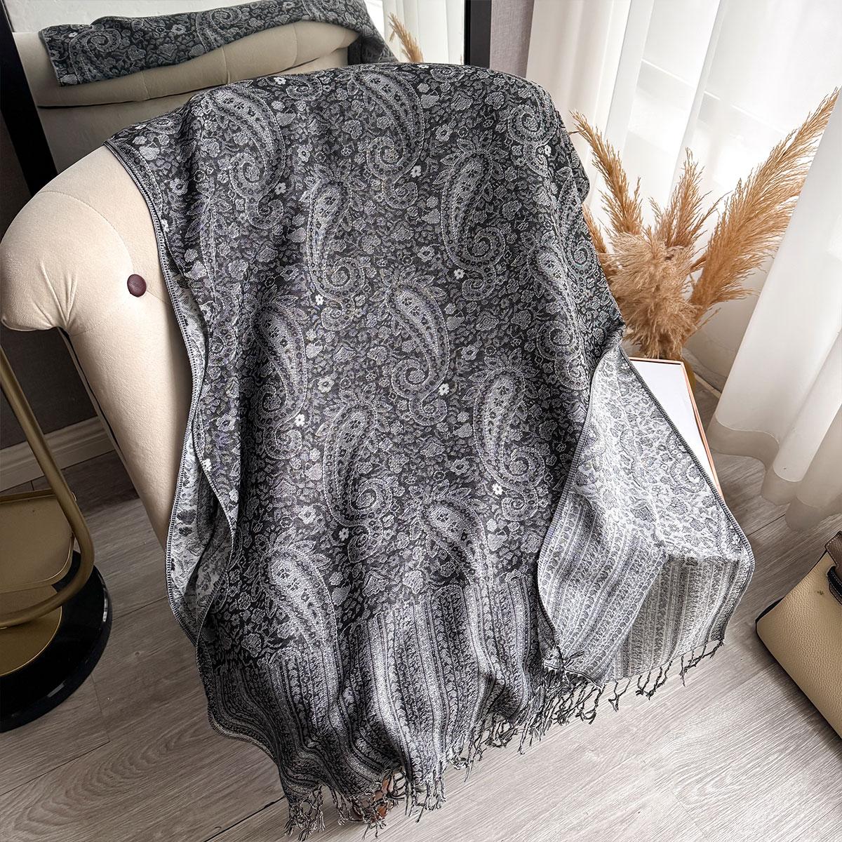 

Women Scarf Luxury Bohemian Style Shawl Spring And Summer Jacquard Paisley Pattern Designer Lady Muslim Hijab Pashmina