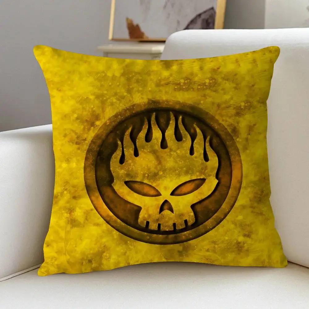 Punk Rock T-The O-Offspring Maple Design Cushion Cover Happy Autumn Harvest Decor Holiday Decorati Pillow Cover